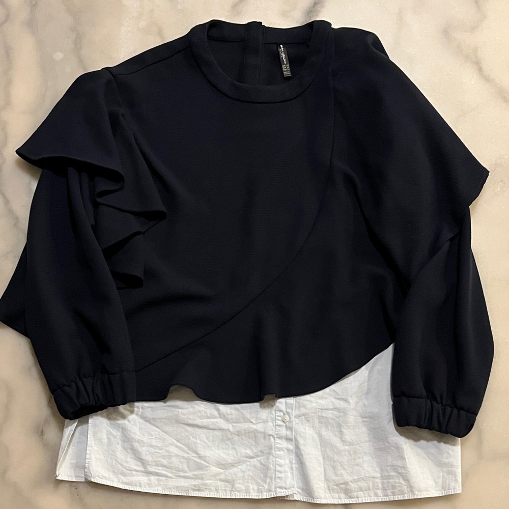 🎈Zara Elegant Navy w White Hem Ruffle Sleeves🎁Bundle up to 5lbs for $20 Sale 📦